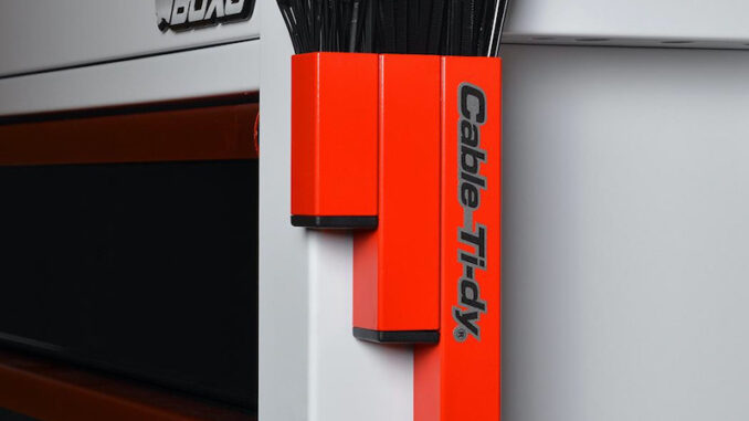 CABLETIDY-R_ACTION_2001